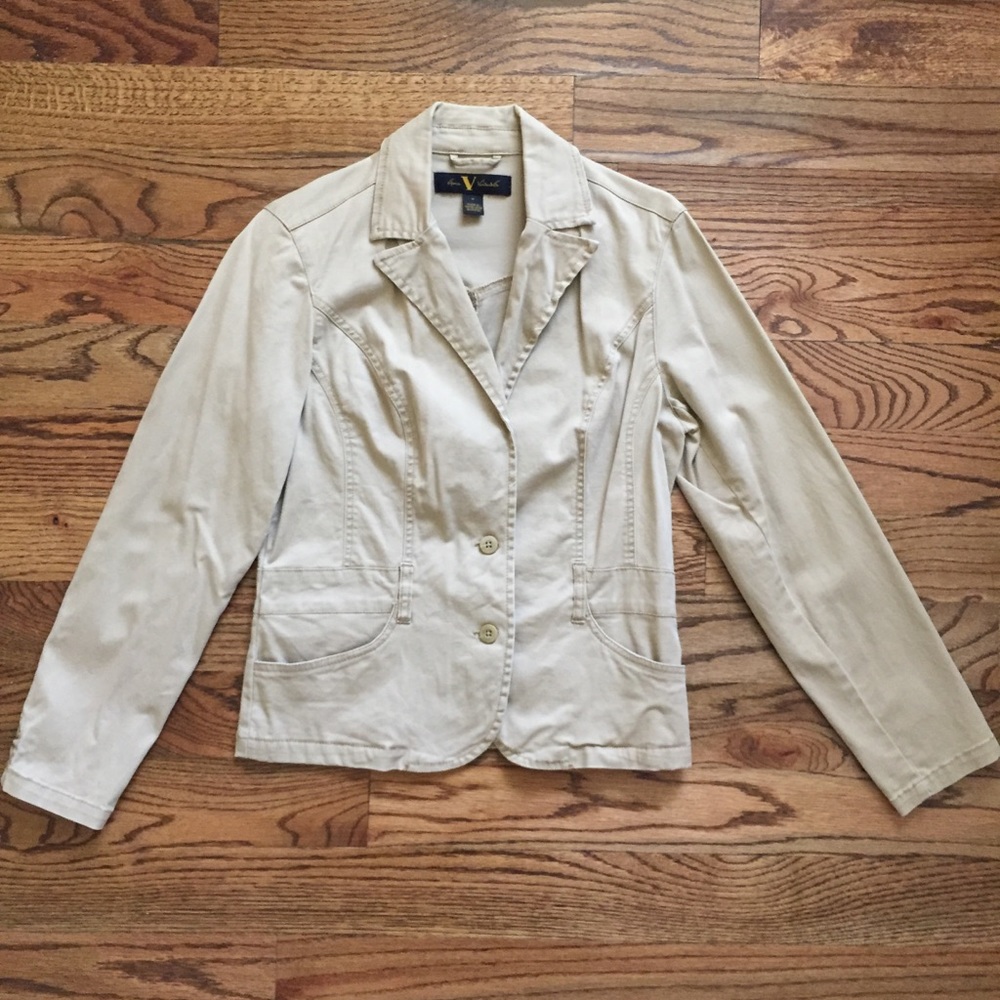 Gloria Vanderbilt Jacket size medium